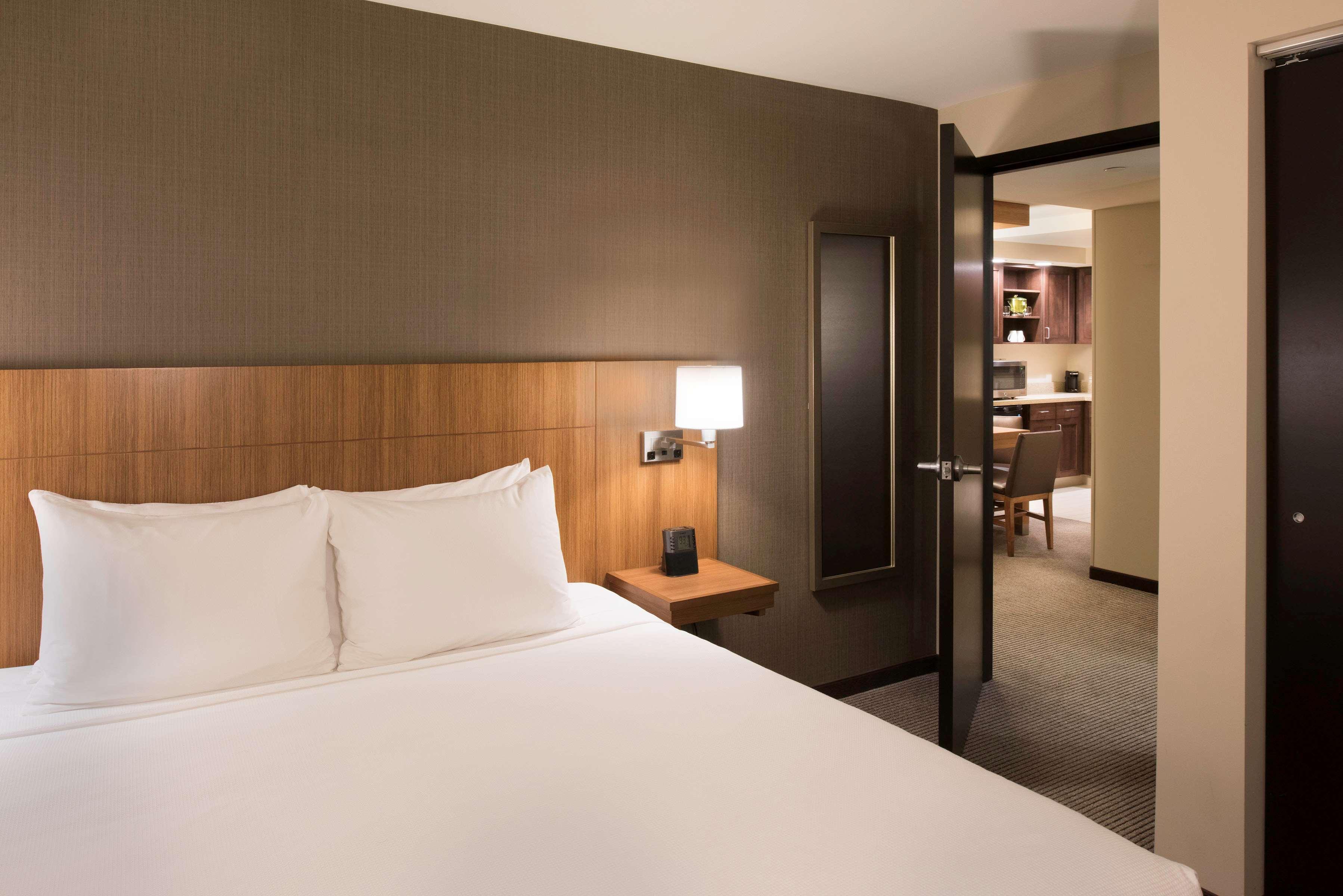 ไฮแอท เพลซ คลีฟแลนด์ ครอกเคอร์ พาร์ค Hotel เวสต์เลค ภายนอก รูปภาพ