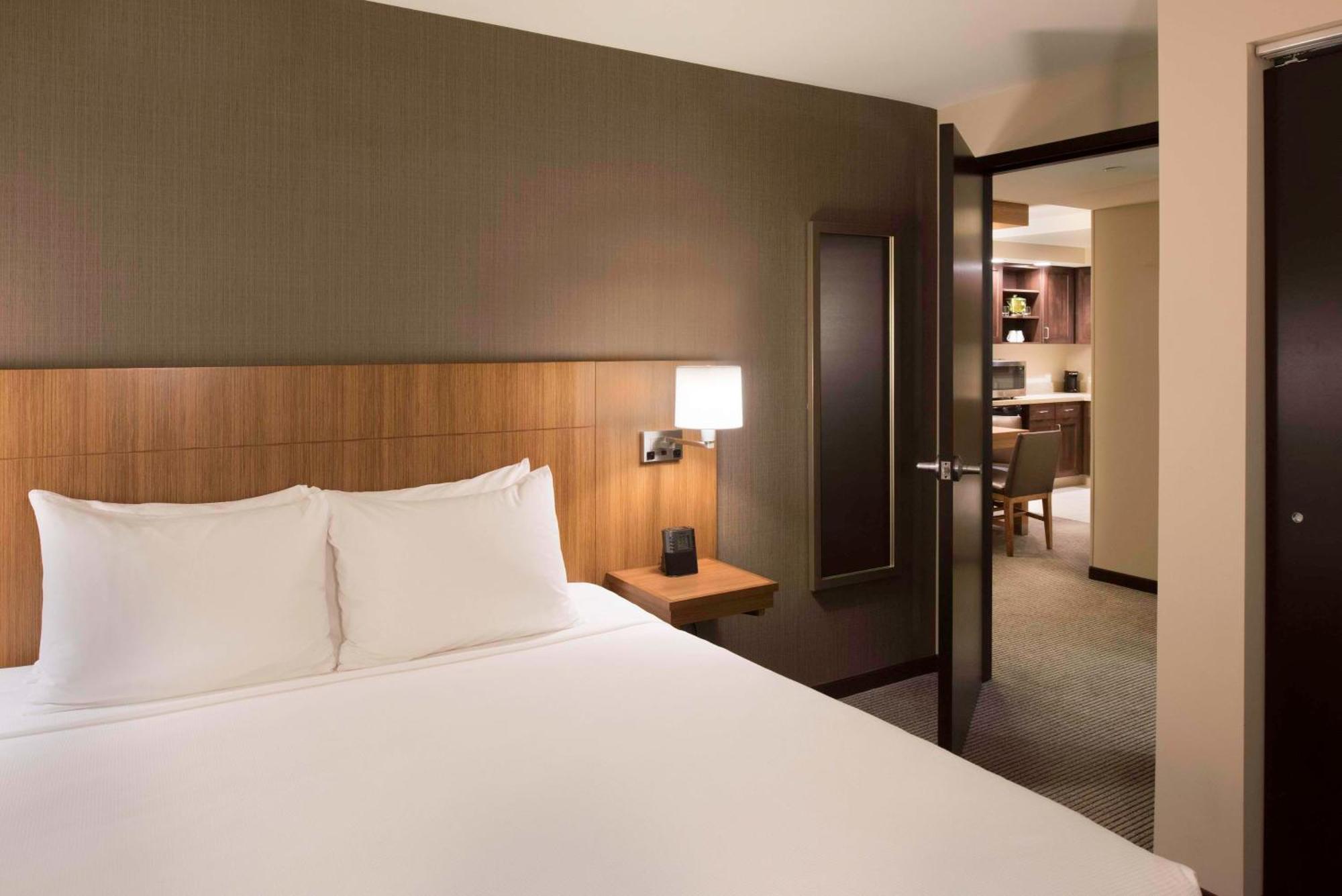 ไฮแอท เพลซ คลีฟแลนด์ ครอกเคอร์ พาร์ค Hotel เวสต์เลค ภายนอก รูปภาพ